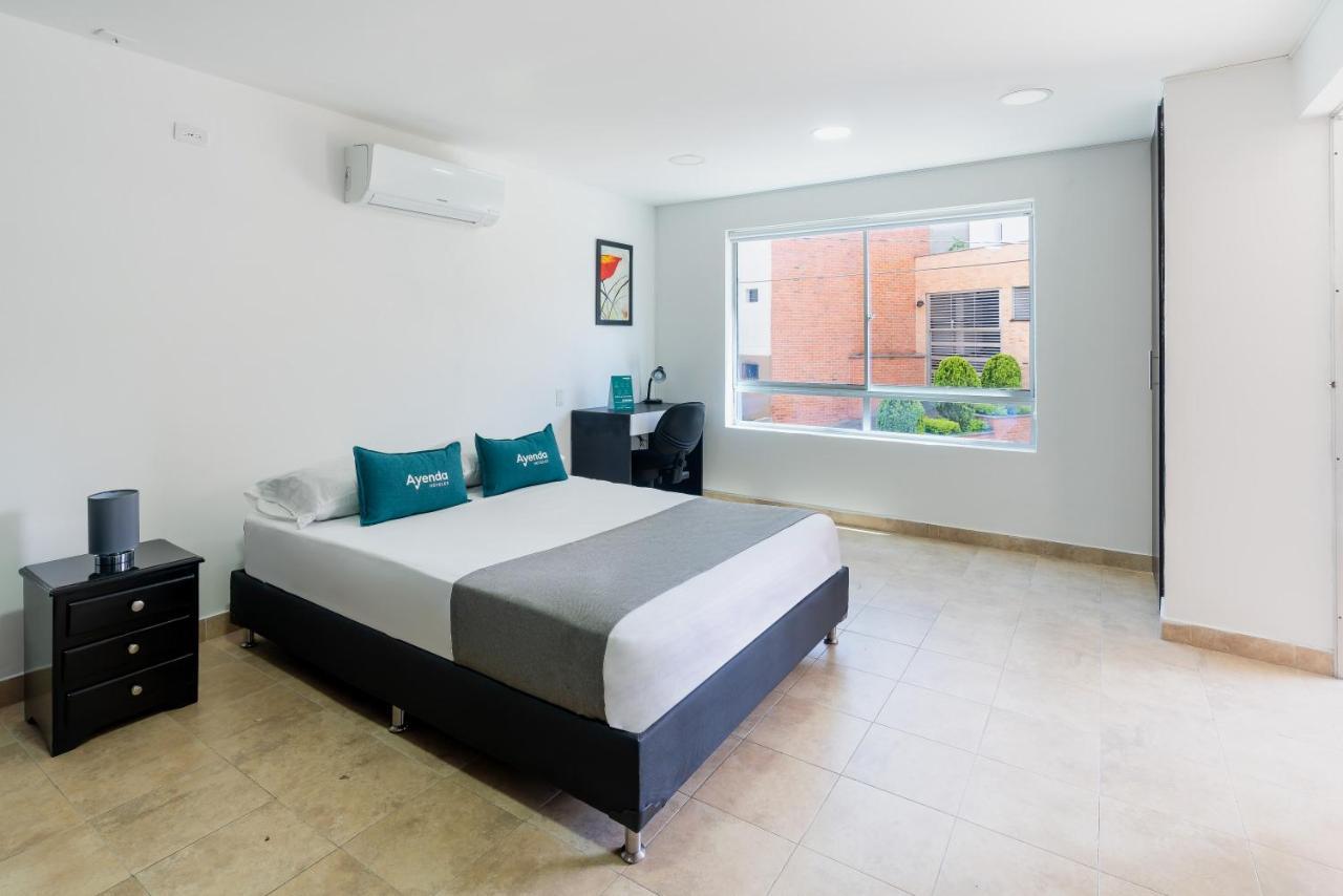 Отель Ayenda Coliving La 78A Медельин Экстерьер фото