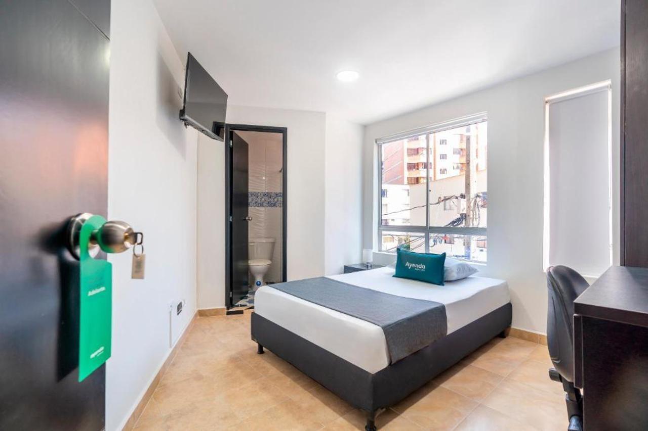 Отель Ayenda Coliving La 78A Медельин Экстерьер фото
